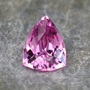 PinkSpinel_drop_trillion_7.2x5.6mm_0.95cts_sp128.jpg
