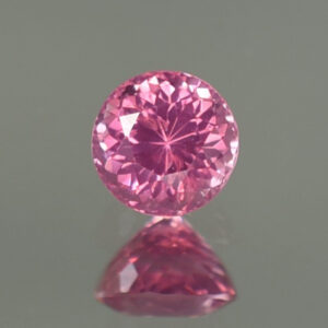 PinkSpinel round 5.2mm 0.83cts N sp204 crop