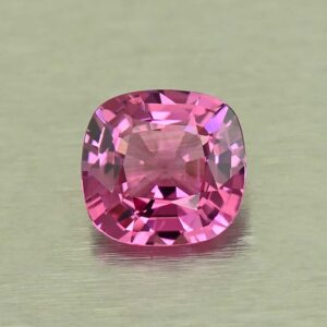 PinkSpinel sq cush 6.1x6.3mm 0.98cts N sp967