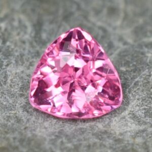 PinkSpinel_trillion_5.5mm_0.70cts_sp210.jpg