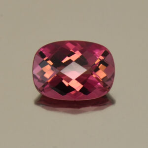 PinkTourmaline ch cush 7.6x5.5mm 1.03cts N tm725