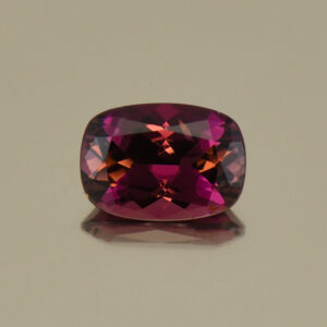 PinkTourmaline cush 7.0x5.0mm 0.81cts N tm573