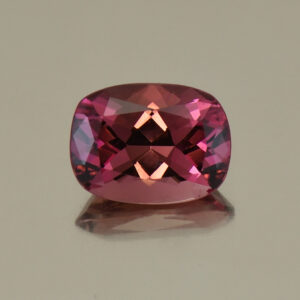 PinkTourmaline cush 7.9x5.9mm 1.34cts H tm582