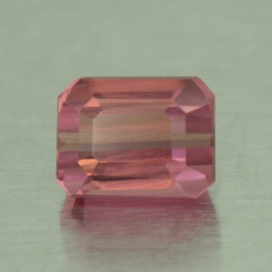 PinkTourmaline eme cut 7.0x5.4mm 1.62cts H tm1614