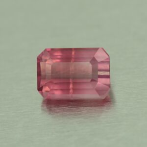 PinkTourmaline eme cut 8.8x6.1mm 2.28cts N tm1540