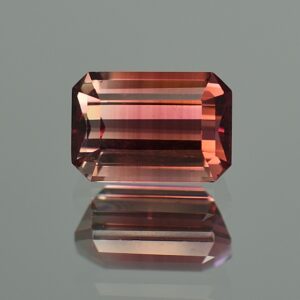 PinkTourmaline eme cut 9.4x6.4mm 2.63cts H tm688