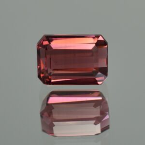 PinkTourmaline eme cut 9.9x6.9mm 4.21cts H tm1136
