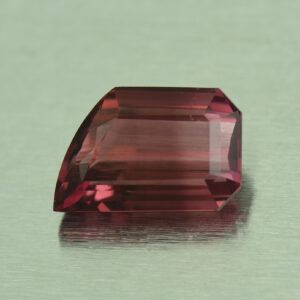 PinkTourmaline eme w.taper end 10.4x6.8mm 2.79cts N tm1595