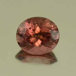 PinkTourmaline oval 9.8x8.6mm 3.02cts H tm538