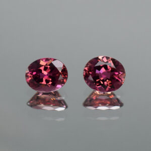 PinkTourmaline oval pair 8.0x6.5 6.8mm 2.86cts N tm513 crop SOLD