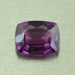 PurpleGarnet cush 7.5x5.8mm 1.35cts N pl402