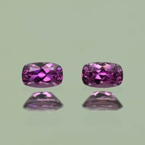 PurpleGarnet cush pair 4.9x3.1mm 0.65cts N pl696