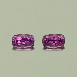 PurpleGarnet cush pair 5.0x3.1mm 0.63cts N pl699