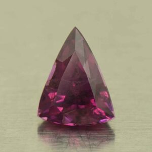 PurpleGarnet drop trill 6.8x5.4mm 0.86cts N pl290