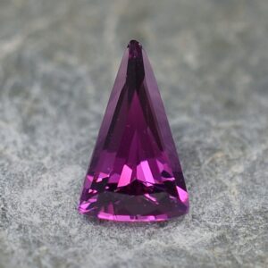 PurpleGarnet drop trillion 8.1x5.0mm 0.80cts pl301 SOLD