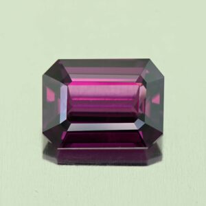 PurpleGarnet eme cut 11.5x8.5mm 5.36cts N pl835