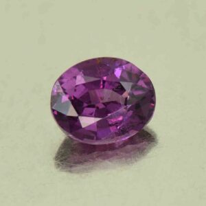 PurpleGarnet oval 6.3x5.1mm 1.00cts N pl685