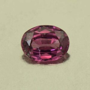 PurpleGarnet oval 6.5x4.9mm 0.77cts N pl295