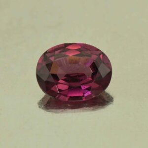 PurpleGarnet oval 6.5x5.1mm 0.83cts N pl294