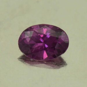 PurpleGarnet oval 6.9x5.0mm 0.84cts N pl337