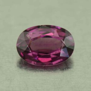 PurpleGarnet oval 7.4x5.2mm 1.04cts N pl274