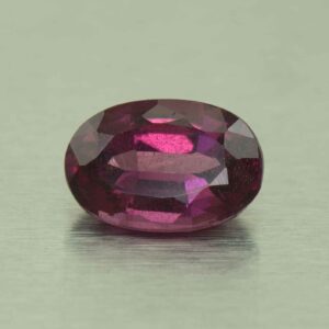 PurpleGarnet oval 8.1x5.5mm 1.37cts N pl375