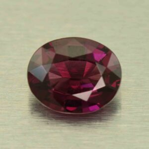 PurpleGarnet oval 8.1x6.5mm 1.83cts N pl223