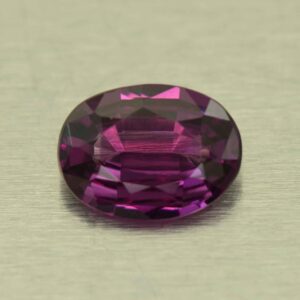PurpleGarnet oval 8.2x6.1mm 1.37cts N pl390