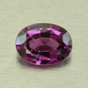 PurpleGarnet oval 8.3x6.1mm 1.45cts N pl671
