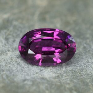 PurpleGarnet oval 8.7x5.7mm 1.63cts pl226