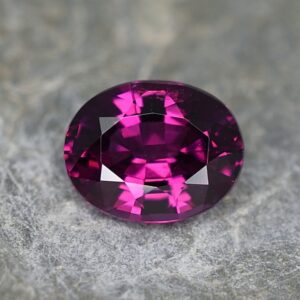 PurpleGarnet oval 9.1x7.3mm 2.80cts pl366 SOLD