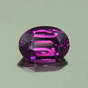 PurpleGarnet oval 9.2x6.7mm 2.40cts N pl920 SOLD