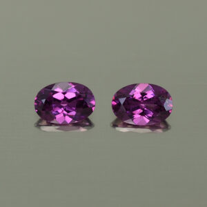 PurpleGarnet oval pair 6.5x4.5mm 1.37cts N pl521