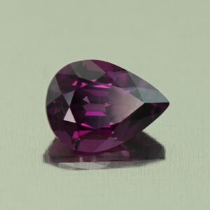 PurpleGarnet pear 9.6x7.1mm 2.35cts N pl924