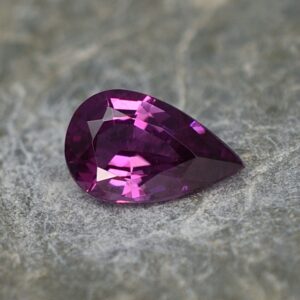 PurpleGarnet pearshape 8.6x5.4mm 1.27cts pl394