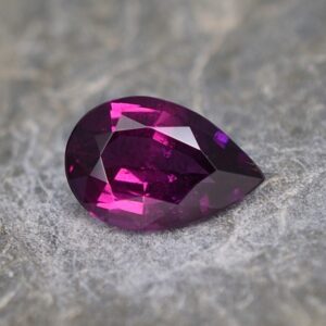 PurpleGarnet pearshape 9.2x6.1mm 1.79cts pl235
