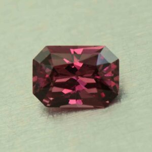 PurpleGarnet rad 7.0x5.0mm 1.00cts N pl344