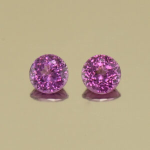PurpleGarnet round pair 4.0mm 0.60cts N pl638 SOLD