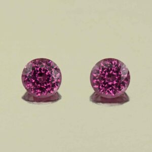 PurpleGarnet round pair 4.0mm 0.65cts N pl971