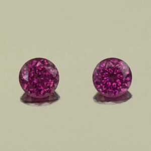 PurpleGarnet round pair 4.5mm 0.90cts N pl975