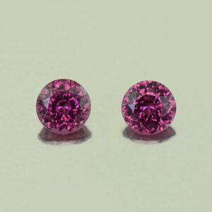 PurpleGarnet round pair 4.5mm 0.91cts N pl833