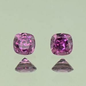 PurpleGarnet sq cush pair 4.0mm 0.70cts N pl928