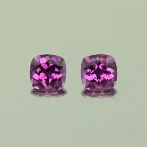 PurpleGarnet sq cush pair 4.0mm 0.72cts N pl709