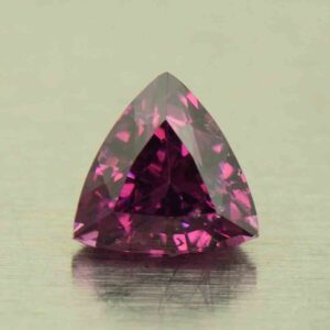 PurpleGarnet trill 5.0mm 0.54cts N pl680