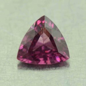 PurpleGarnet trill 5.5mm 0.53cts N pl319