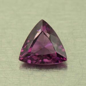 PurpleGarnet trill 6.0mm 0.64cts N pl448