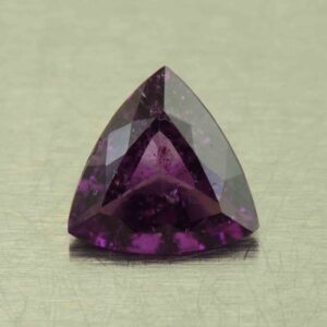 PurpleGarnet trill 7.7mm 1.35cts N pl688