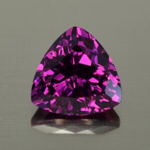 PurpleGarnet trill 8.6mm 2.76cts pl695 SOLD