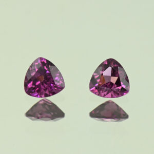 PurpleGarnet trill pair 5.0mm 1.03cts N pl813