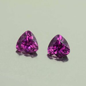 PurpleGarnet trill pair 5.0mm 1.08cts N pl811